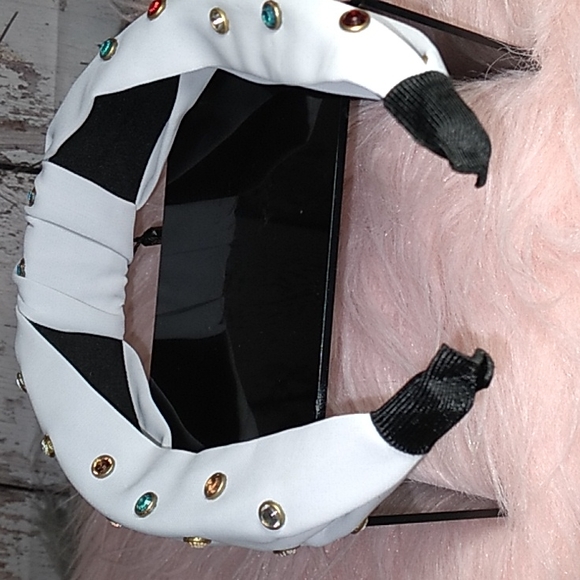 Zaxie By Stefanie Taylor Lilac Knotted Rhinestone HeadBand - Picture 5 of 6